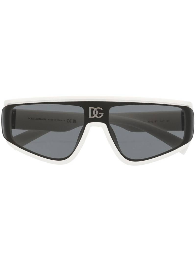 Dolce & Gabbana Eyewear logo-plaque geometric-frame sunglasses - White von Dolce & Gabbana Eyewear