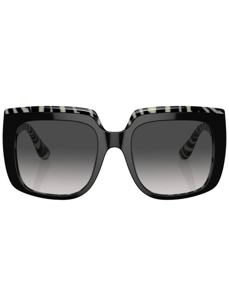 Dolce & Gabbana Eyewear logo-print oversized sunglasses - Black von Dolce & Gabbana Eyewear