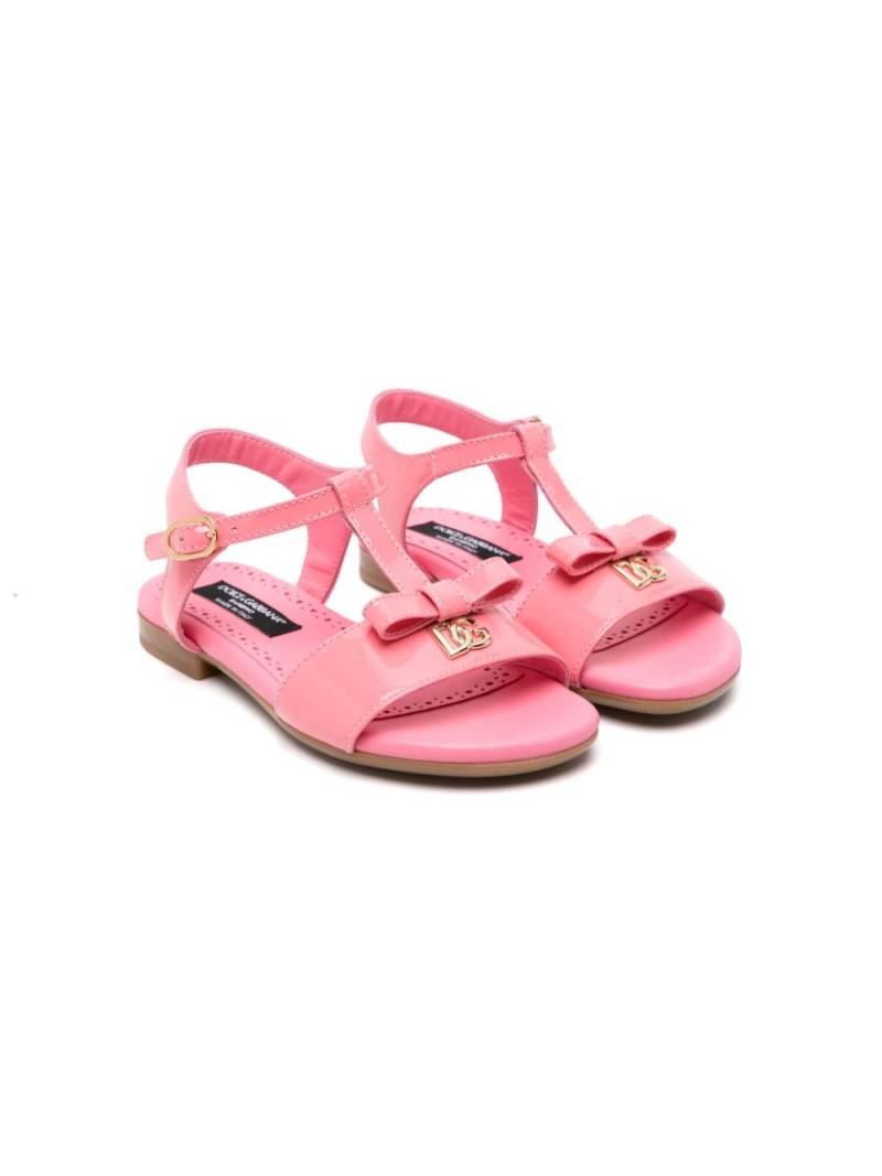 Dolce & Gabbana Kids bow-detailed patent-leather sandals - Pink von Dolce & Gabbana Kids