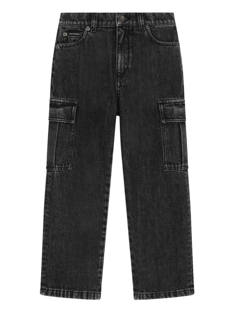 Dolce & Gabbana Kids logo-plaque cargo jeans - Black von Dolce & Gabbana Kids