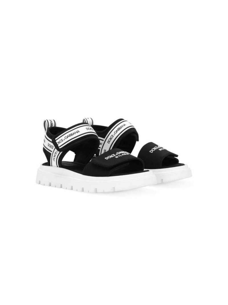 Dolce & Gabbana Kids logo-print sandals - Black von Dolce & Gabbana Kids