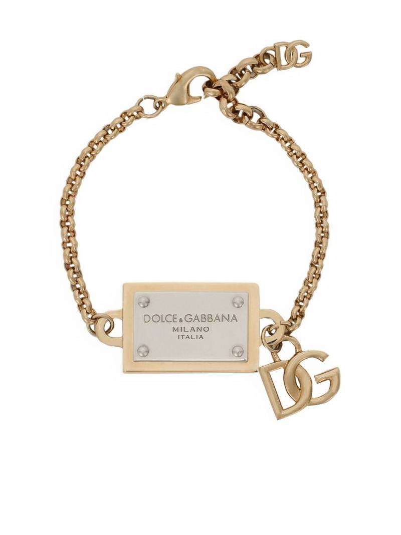 Dolce & Gabbana DOLCE YG PLAQUE DG LOGO CHRM BRCLT - Gold von Dolce & Gabbana