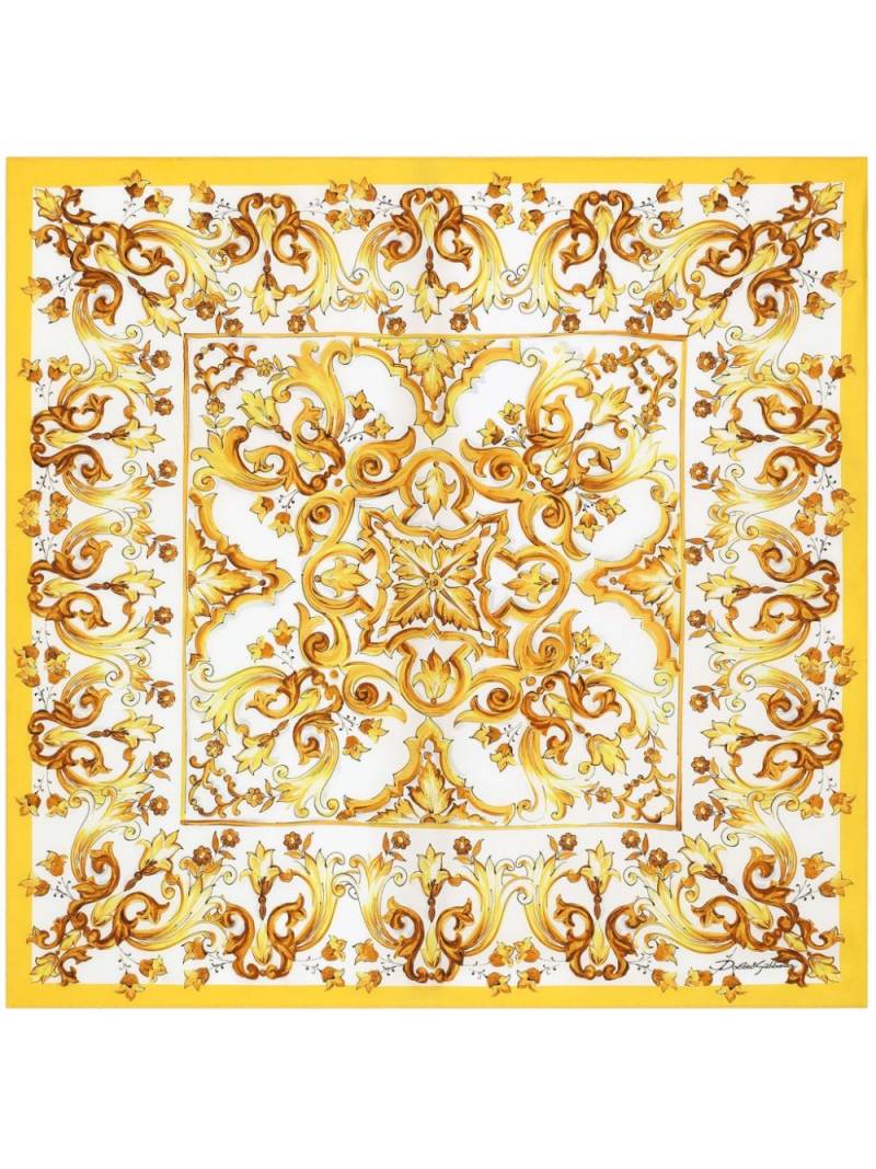 Dolce & Gabbana Majolica-print silk scarf - Yellow von Dolce & Gabbana