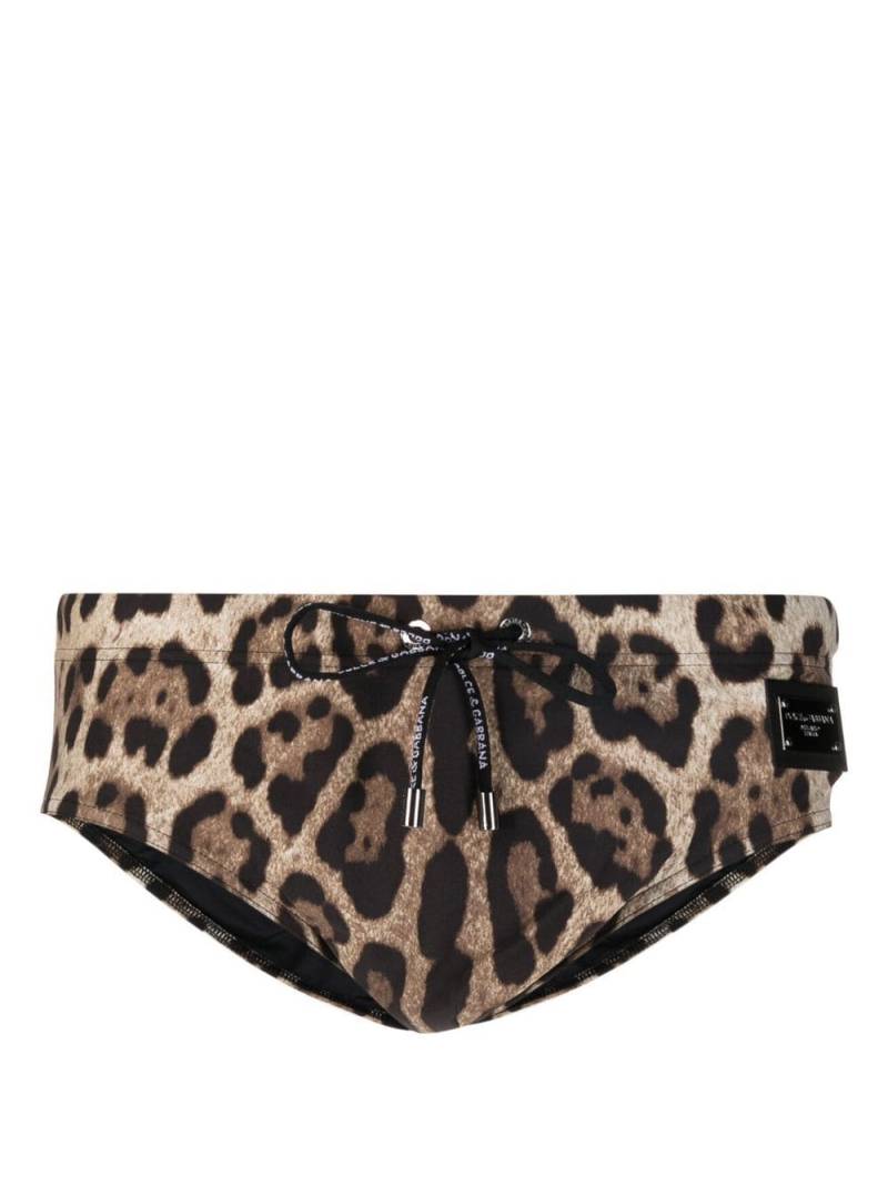 Dolce & Gabbana leopard print swimming trunks - Brown von Dolce & Gabbana