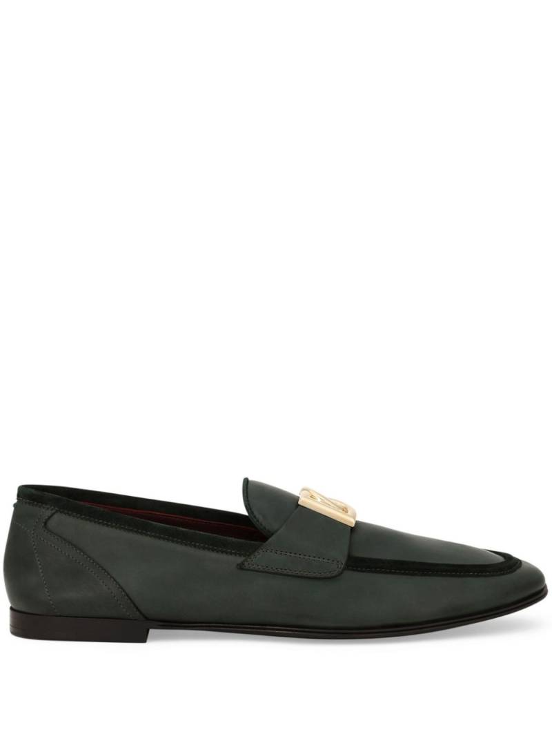 Dolce & Gabbana logo-plaque leather loafers - Green von Dolce & Gabbana