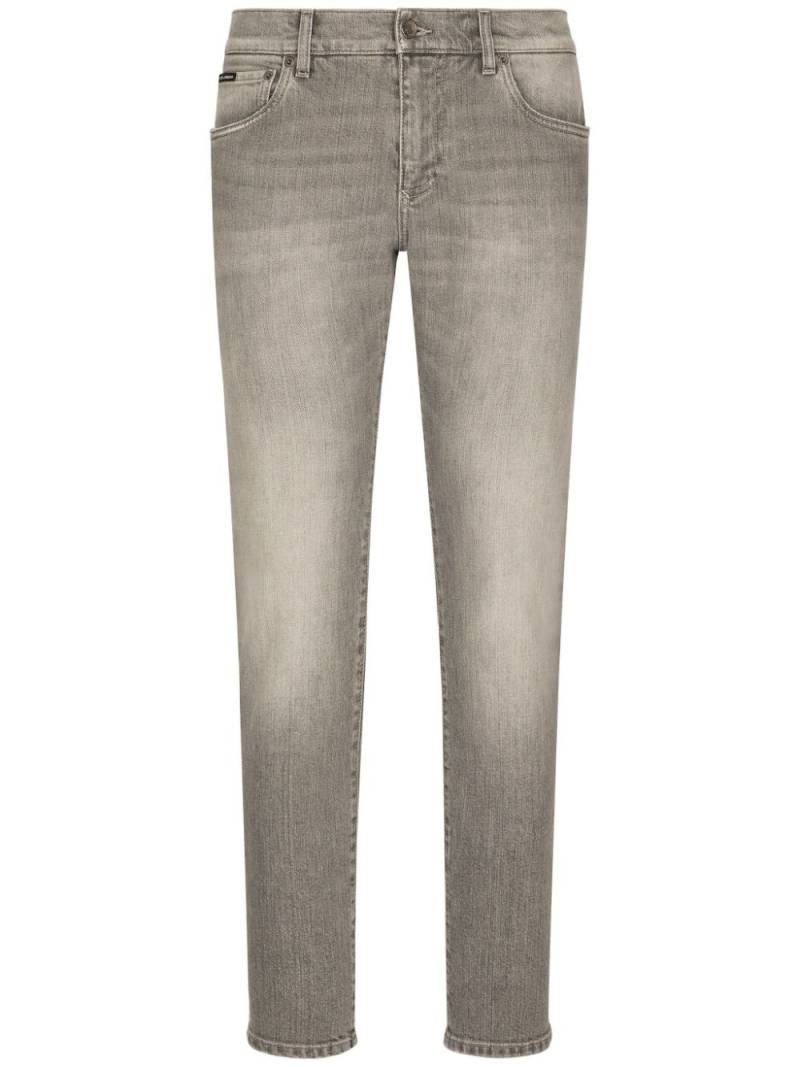 Dolce & Gabbana logo-plaque slim-fit jeans - Grey von Dolce & Gabbana