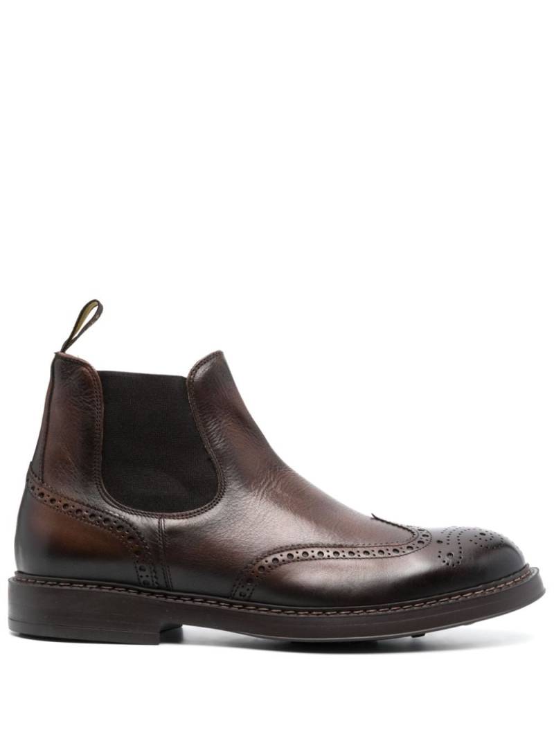 Doucal's perforated leather ankle boots - Brown von Doucal's