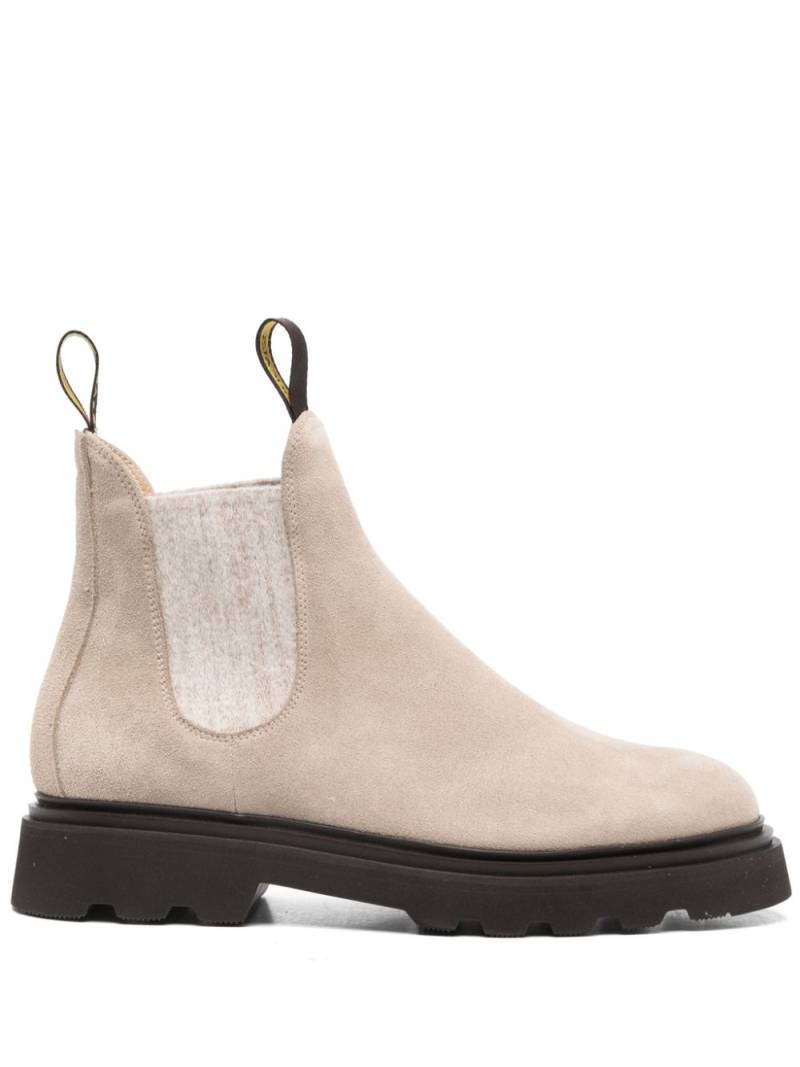 Doucal's suede ankle boots - Neutrals von Doucal's