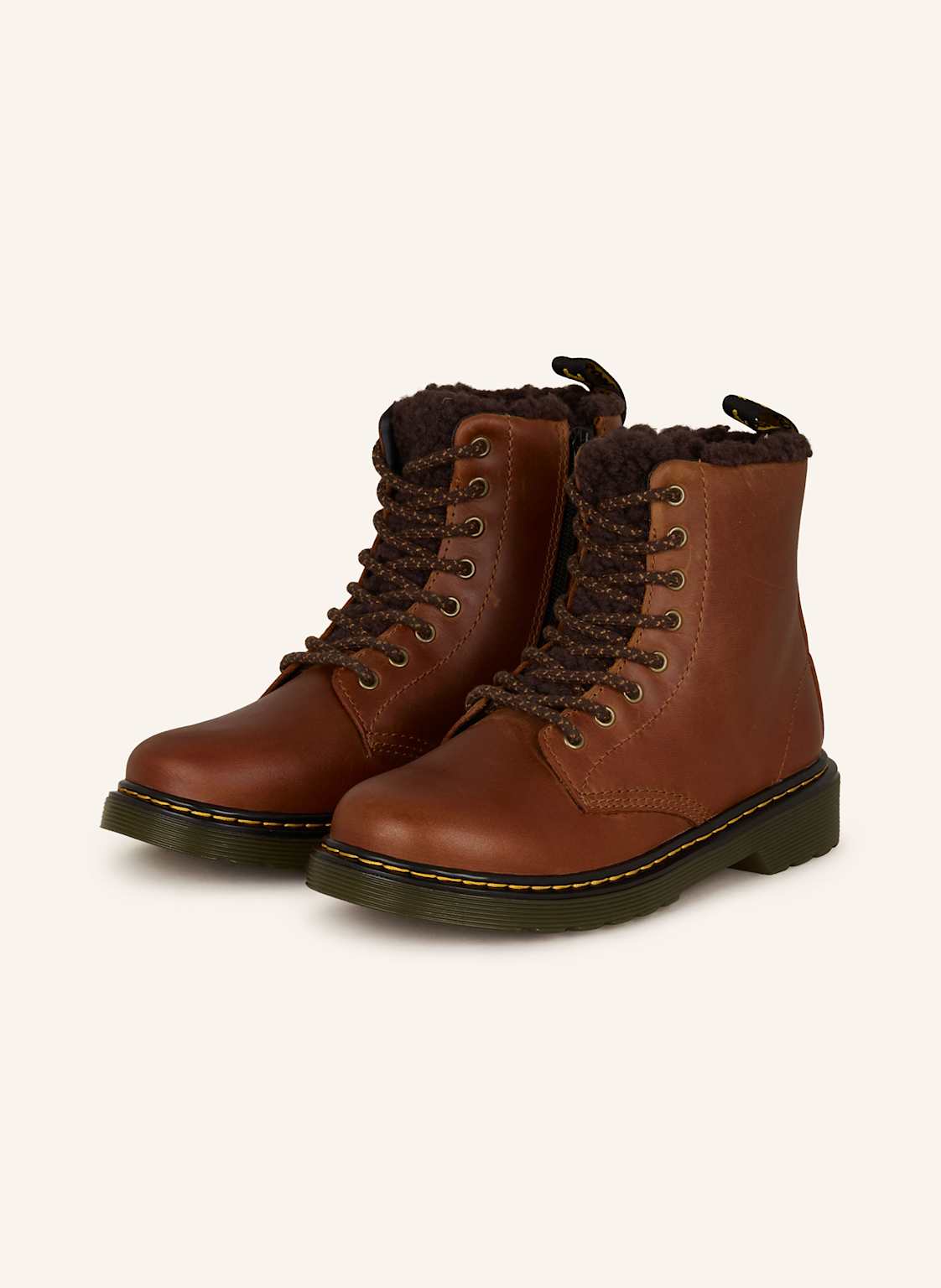 Dr. Martens Schnürboots 1460 Serena braun von Dr. Martens