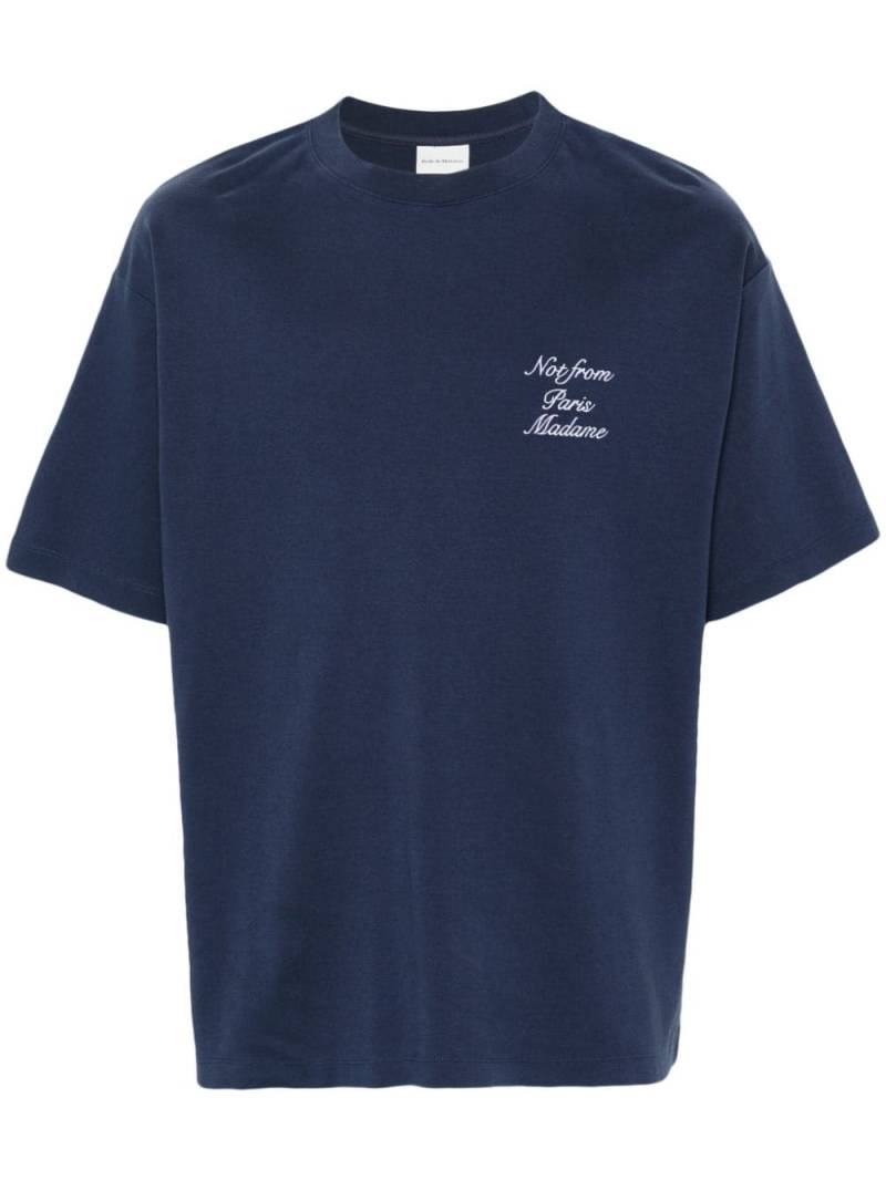 Drôle De Monsieur Le T-shirt Slogan Calligraphy T-shirt - Blue von Drôle De Monsieur