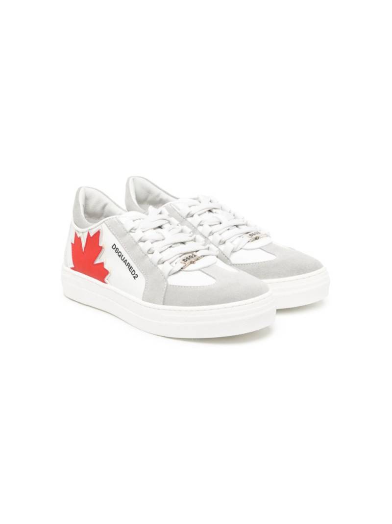 DSQUARED2 KIDS maple-leaf panelled sneakers - White von DSQUARED2 KIDS