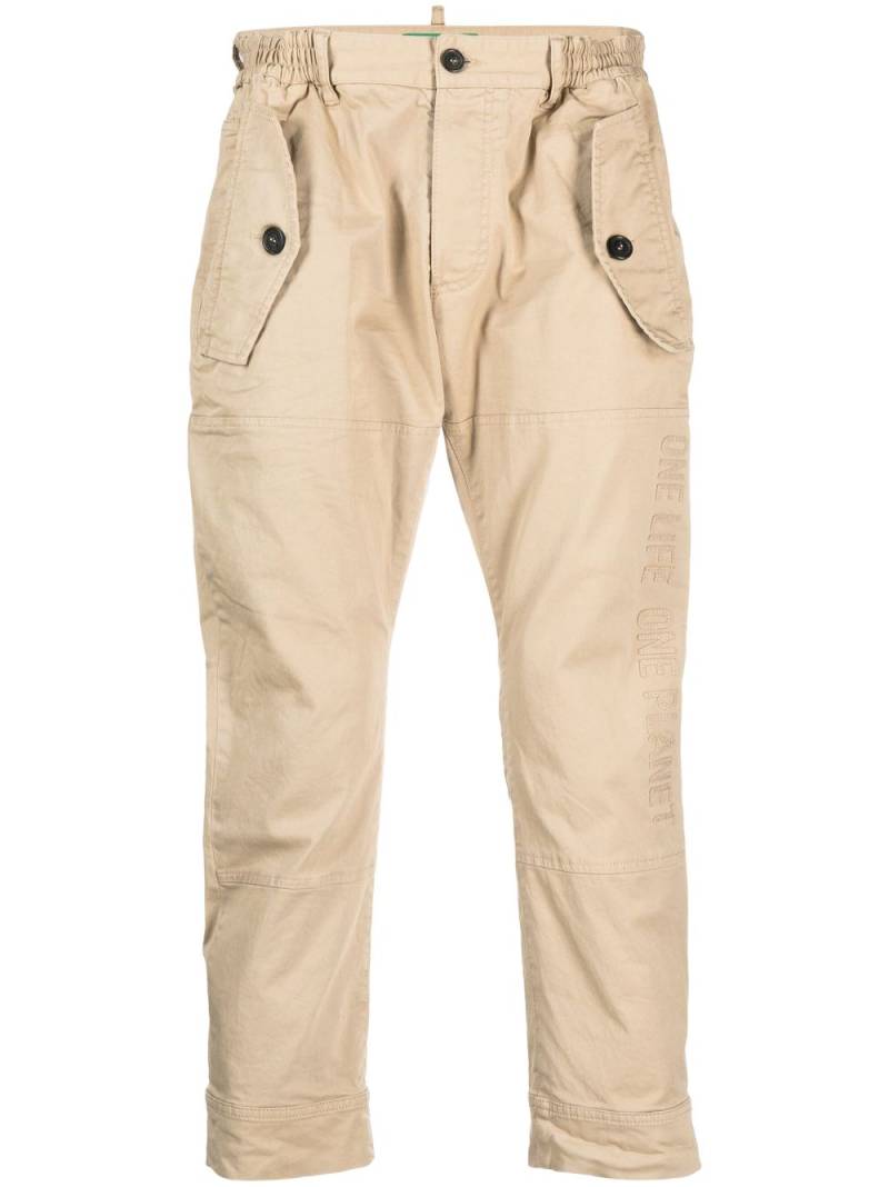 DSQUARED2 embroidered-logo cropped trousers - Neutrals von DSQUARED2