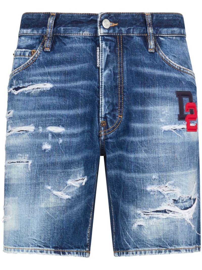 DSQUARED2 logo-appliqué distressed denim shorts - Blue von DSQUARED2