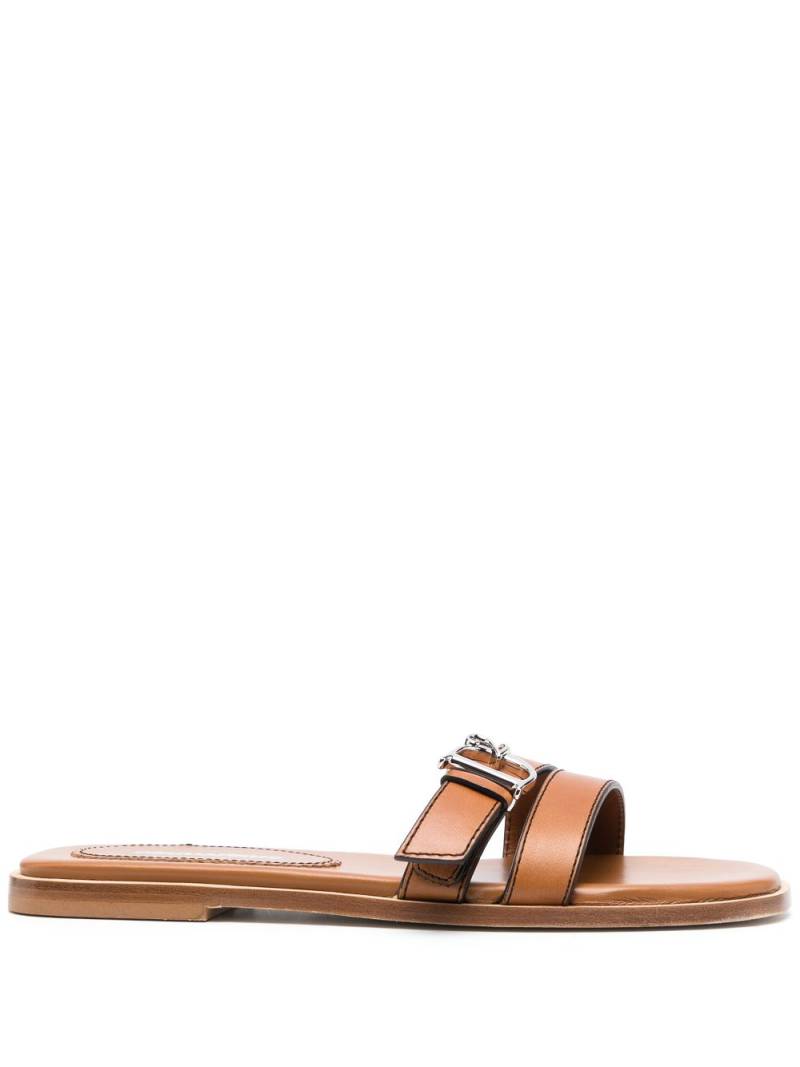 DSQUARED2 logo-buckle leather flat sandals - Neutrals von DSQUARED2