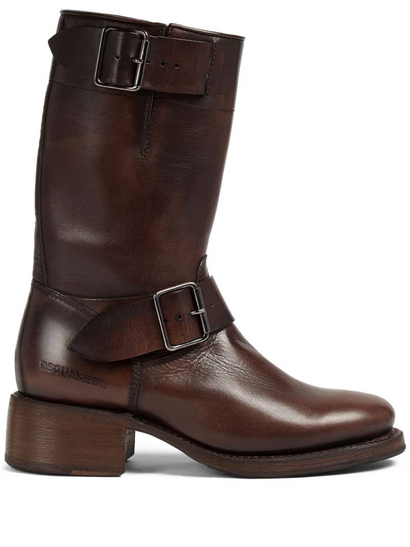 DSQUARED2 logo-debossed leather boots - Brown von DSQUARED2