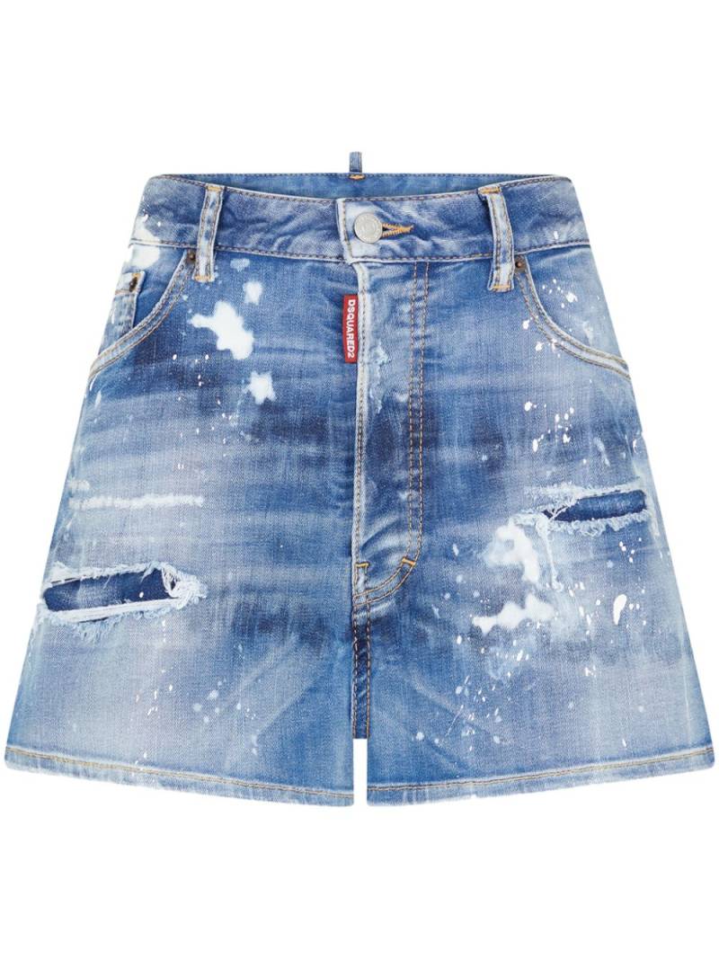 DSQUARED2 logo-tag distressed denim shorts - Blue von DSQUARED2