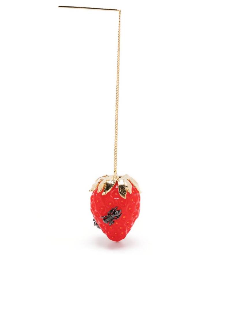 E.M. strawberry chain-link drop earring - Red von E.M.