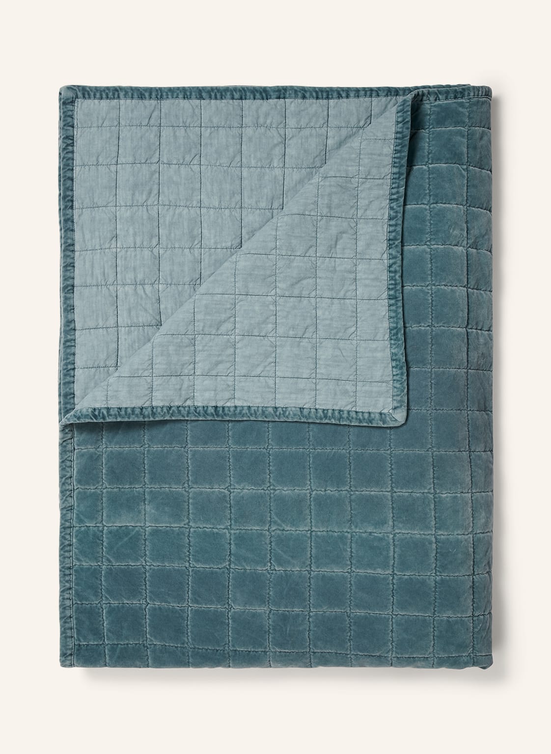 Essenza Tagesdecke Julia blau Essenza Tagesdecke Julia blau von ESSENZA