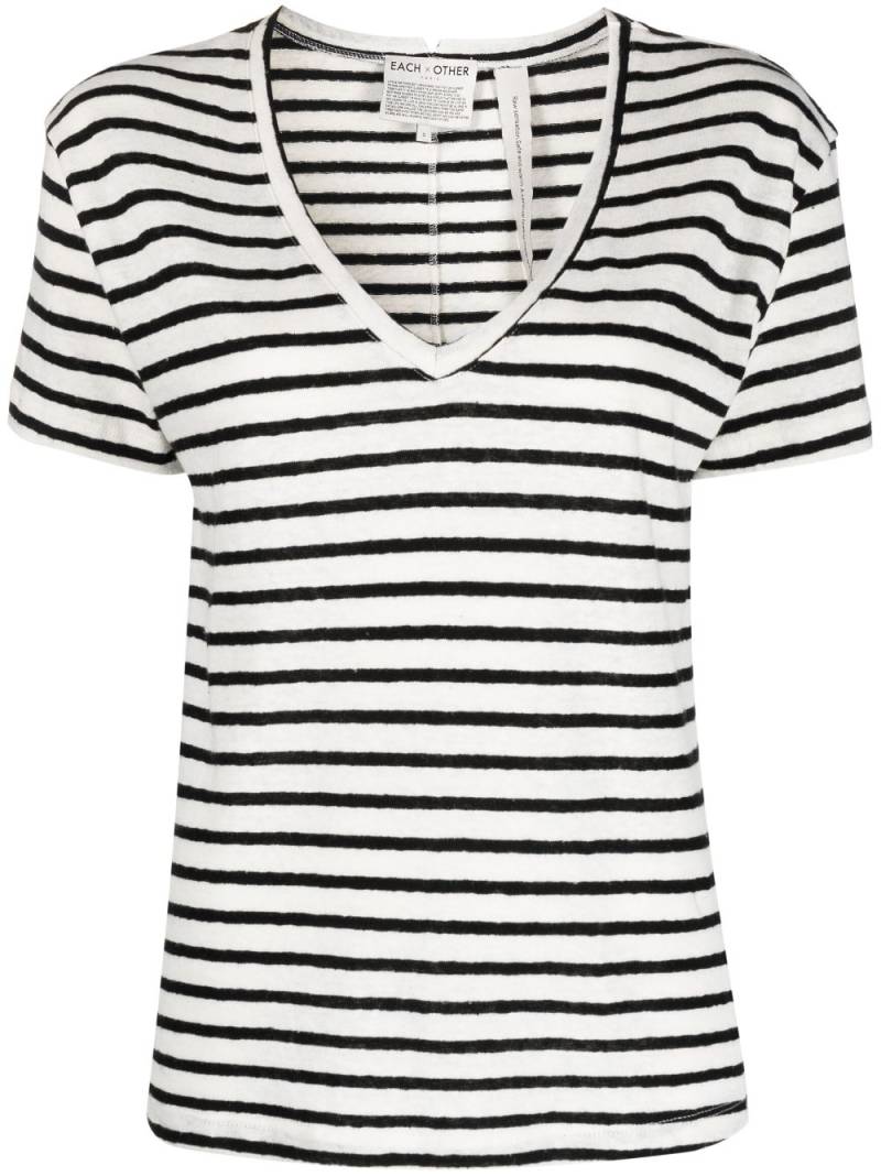 Each X Other striped V-neck T-shirt - White von Each X Other