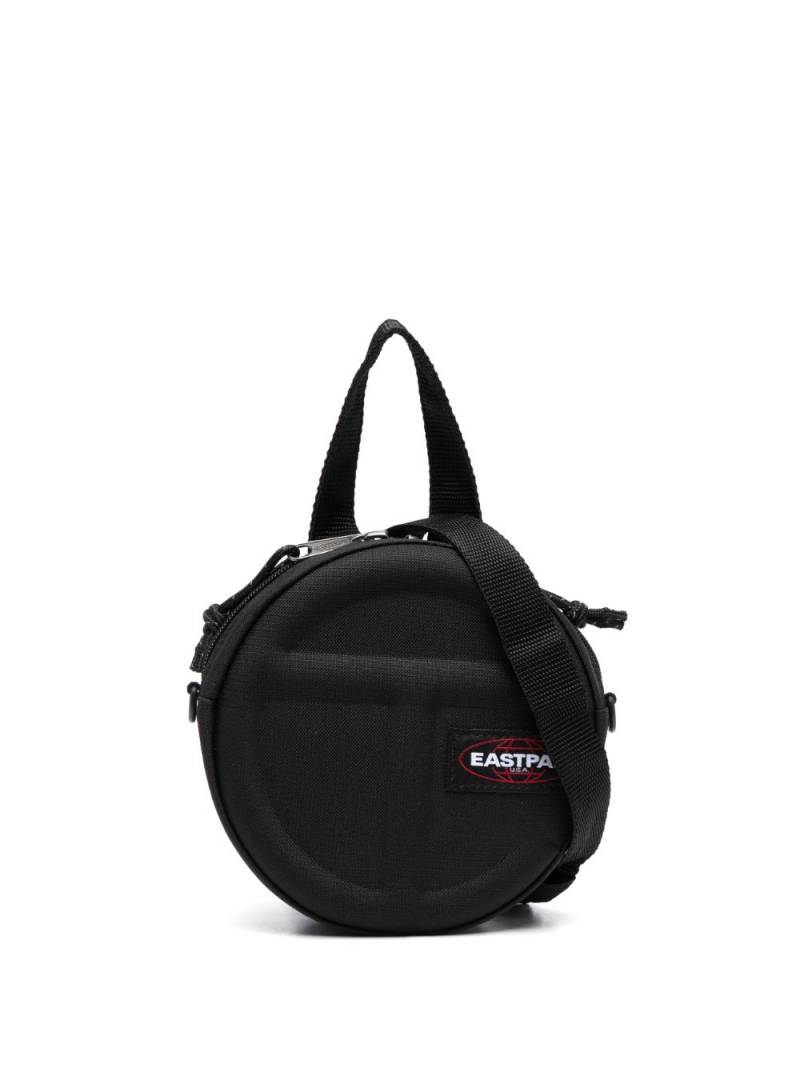 Eastpak logo-patch tote bag - Black von Eastpak