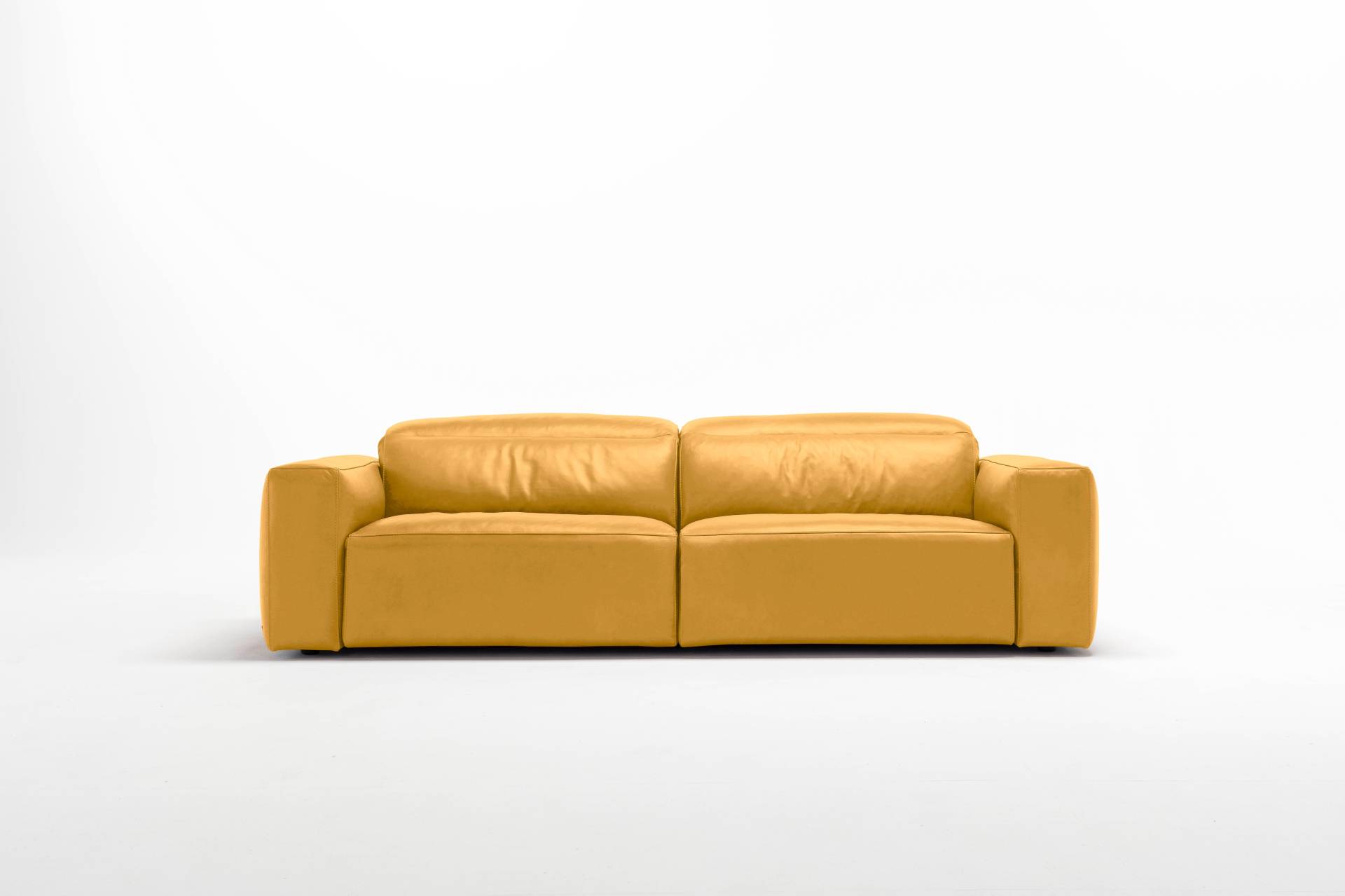 Egoitaliano 2,5-Sitzer »Beverly, Designsofa mit erstklassigem Sitzkomfort und tollen Details«, Breite 242 cm, verstellbare Kopfteile Egoitaliano 2,5-Sitzer »Beverly, Designsofa mit erstklassigem Sitzkomfort und tollen Details«, Breite 242 cm, verstellbare Kopfteile von Egoitaliano