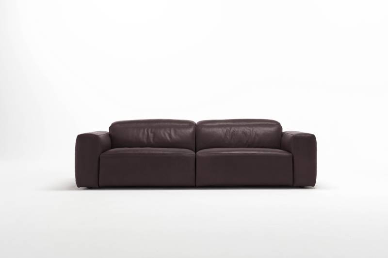 Egoitaliano 2,5-Sitzer »Beverly, Designsofa mit erstklassigem Sitzkomfort und tollen Details«, Breite 242 cm, verstellbare Kopfteile von Egoitaliano