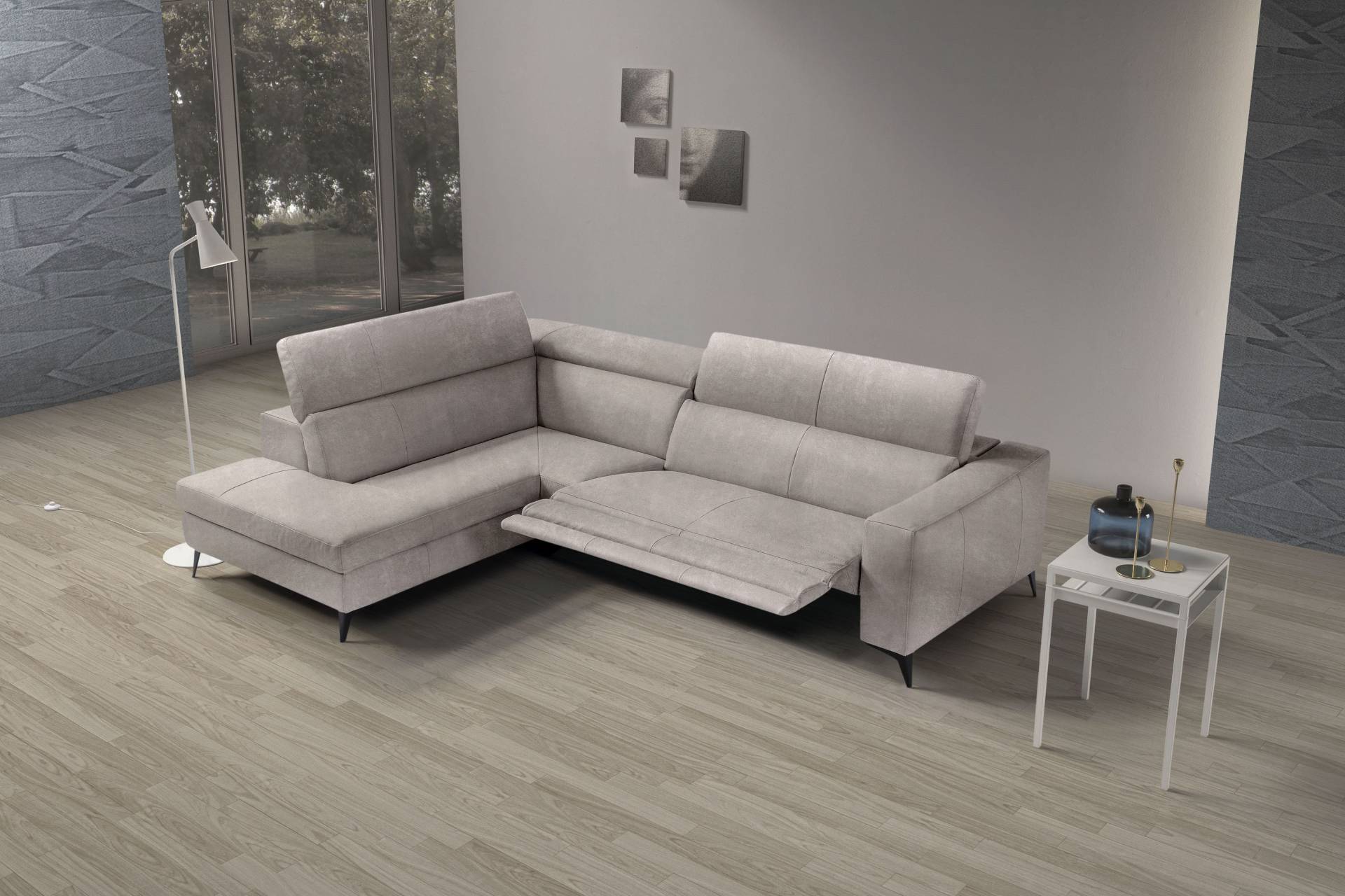 Egoitaliano Ecksofa »Edith, Designsofa mit hohem Sitzkomfort, L-Form«, inkl. elektrischer Relaxfunktion und manuell verstellbaren Kopfteilen von Egoitaliano