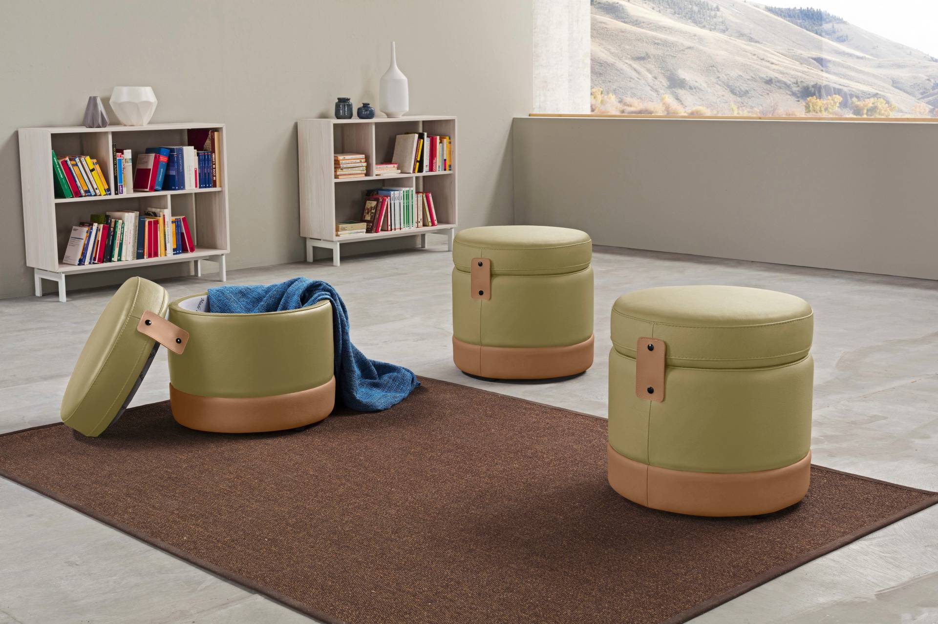 Egoitaliano Hocker »Tonder, Designhocker als Blickfang mit tollen Details«, (1 St.), inkl. Stauraum Egoitaliano Hocker »Tonder, Designhocker als Blickfang mit tollen Details«, (1 St.), inkl. Stauraum von Egoitaliano