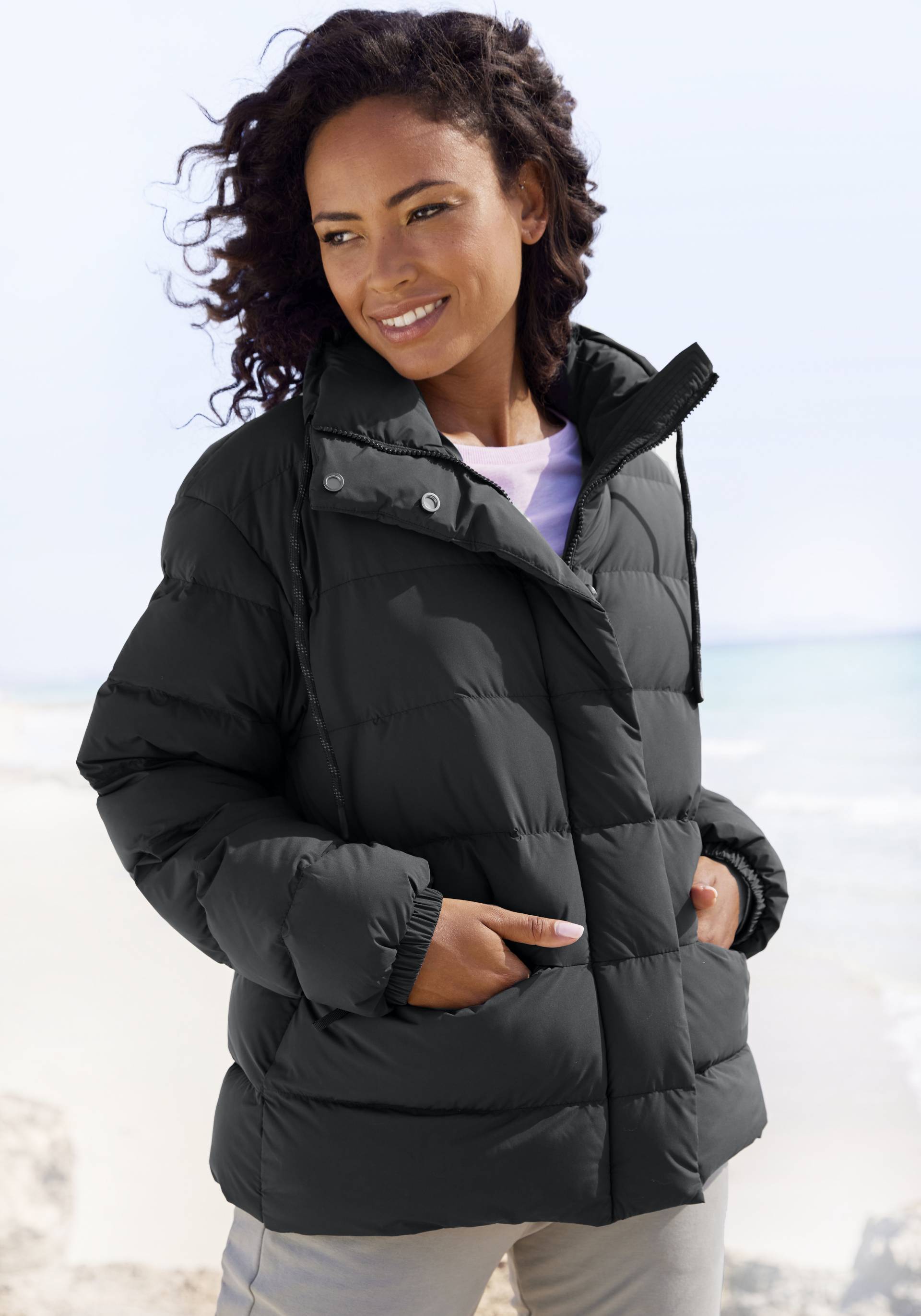 Elbsand Steppjacke, ohne Kapuze, mit hochschliessendem Kragen Elbsand Steppjacke, ohne Kapuze, mit hochschliessendem Kragen von Elbsand