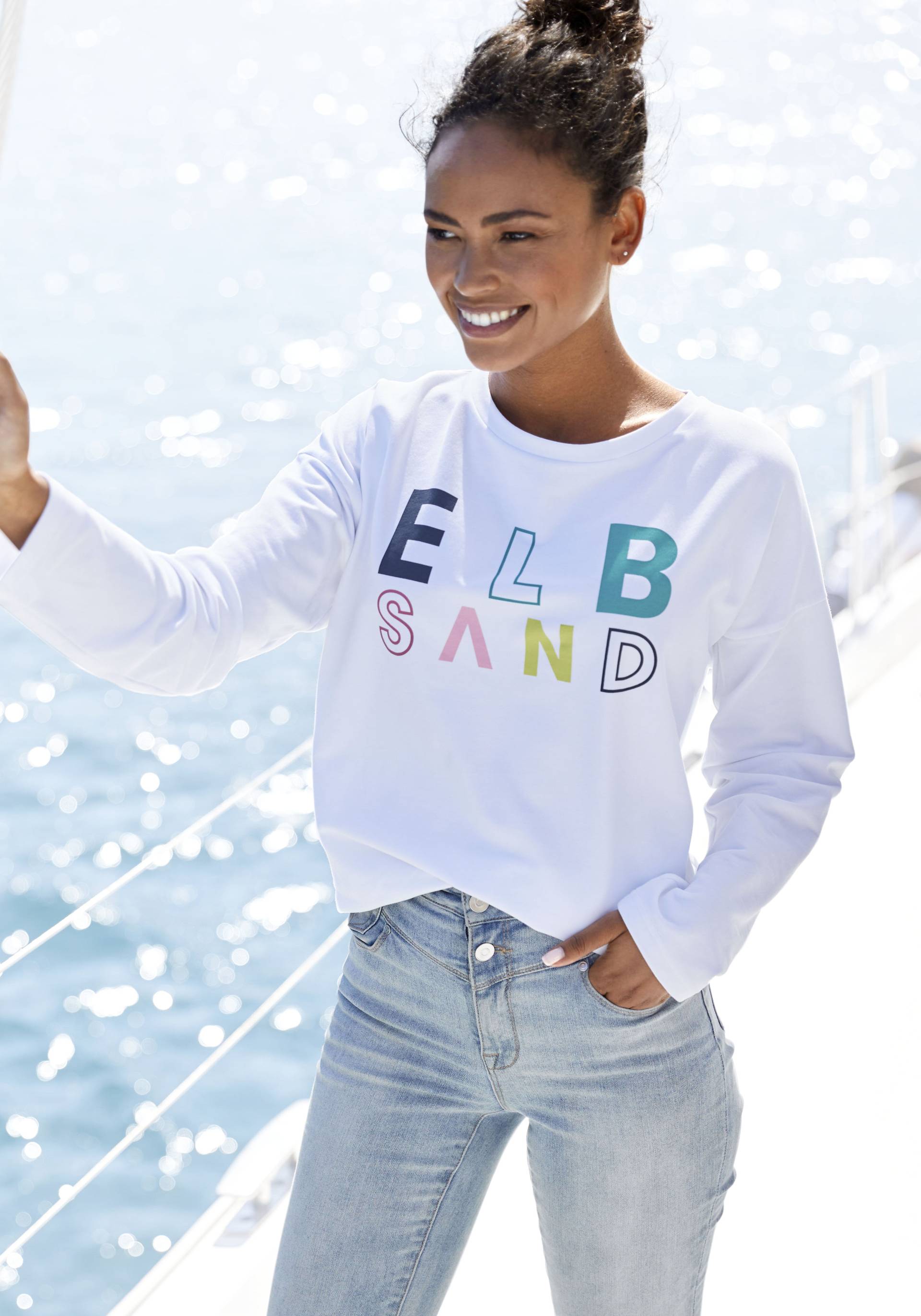 Elbsand Sweatshirt »Aliisa«, mit Logodruck vorne, Basic-Passform, sportlich-casual Elbsand Sweatshirt »Aliisa«, mit Logodruck vorne, Basic-Passform, sportlich-casual von Elbsand