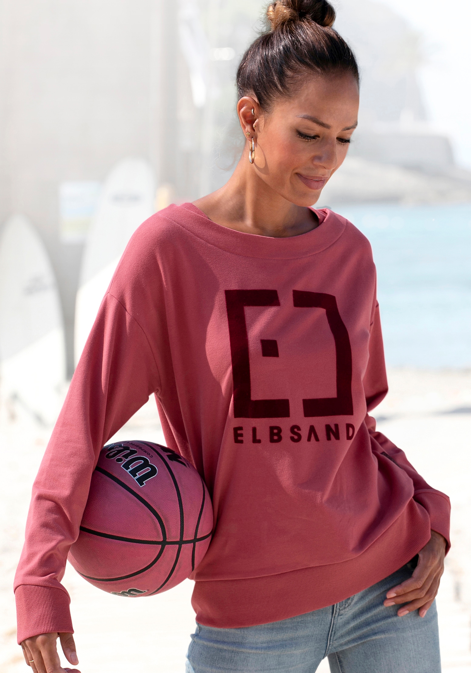 Elbsand Sweatshirt »Finnia«, mit Flockprint vorne, klassischer Sweater aus weicher Ware von Elbsand