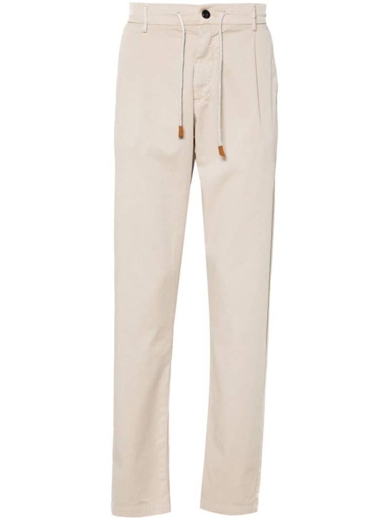 Eleventy drawstring-fastening tapered trousers - Neutrals von Eleventy