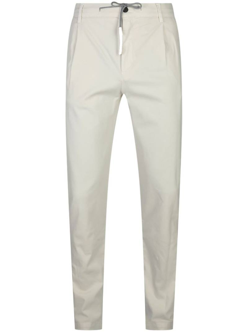 Eleventy slim-cut trousers - Neutrals von Eleventy