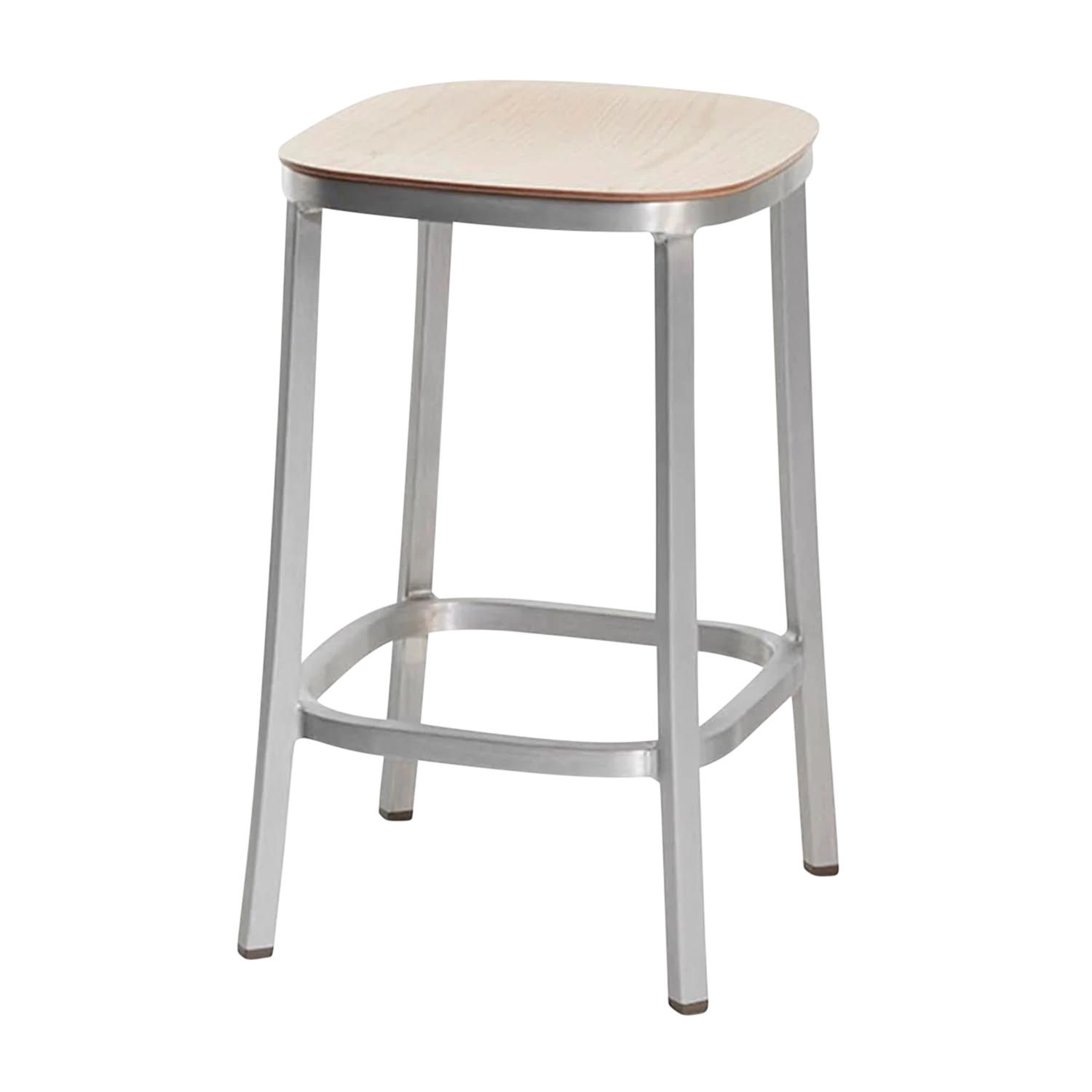1 Inch Plywood Counter Stool Hochstuhl, Gestell aluminium, gebürstet, Holz nussbaum natur 1 Inch Plywood Counter Stool Hochstuhl, Gestell aluminium, gebürstet, Holz nussbaum natur von Emeco