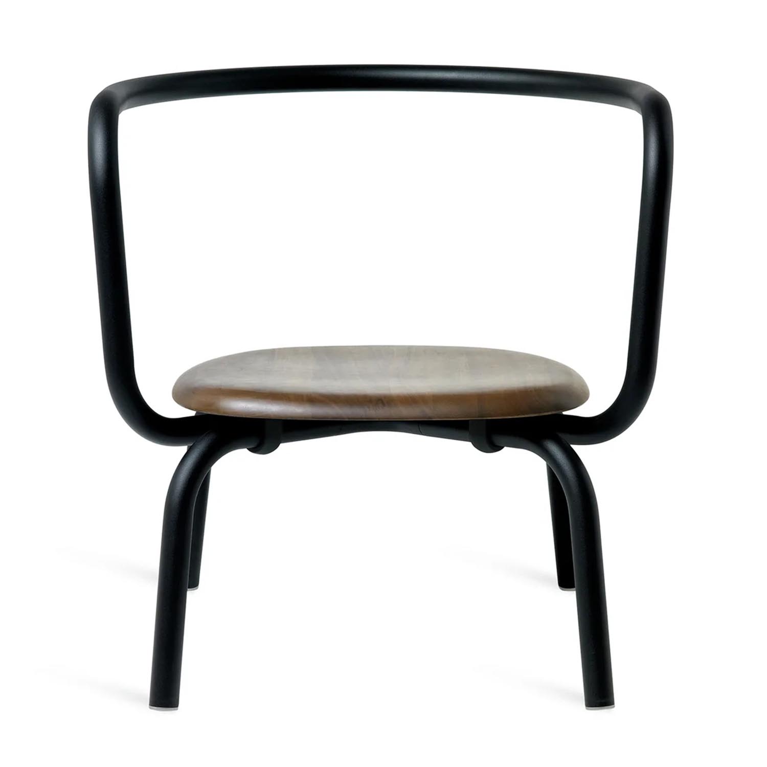 Parrish Lounge Chair Sessel, Gestell aluminium, schwarz pulverbeschichtet, Sitz holz, nussbaum von Emeco