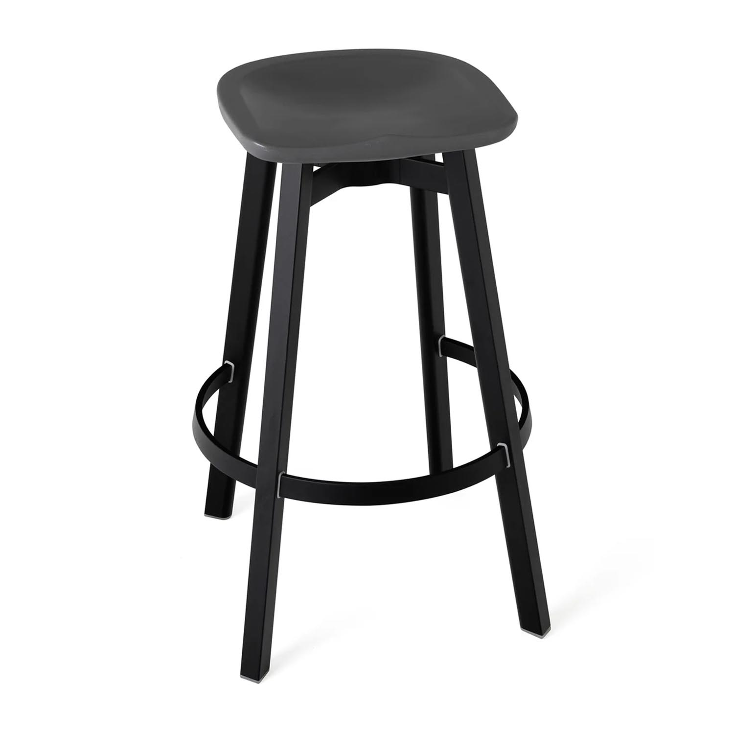 SU Barstool Barstuhl, Sitz polyethylen, charcoal, Gestell aluminium, schwarz eloxiert von Emeco