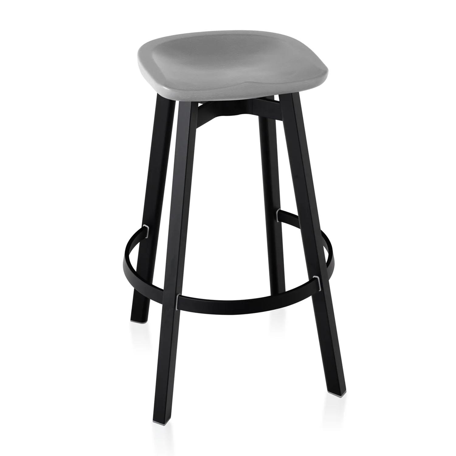 SU Barstool Barstuhl, Sitz polyethylen, flint grey, Gestell aluminium, schwarz eloxiert von Emeco