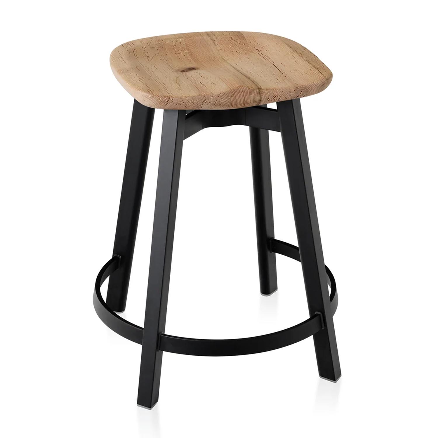 SU Counter Stool Hochstuhl, Sitz holz, eiche, Gestell aluminium, schwarz eloxiert SU Counter Stool Hochstuhl, Sitz holz, eiche, Gestell aluminium, schwarz eloxiert von Emeco