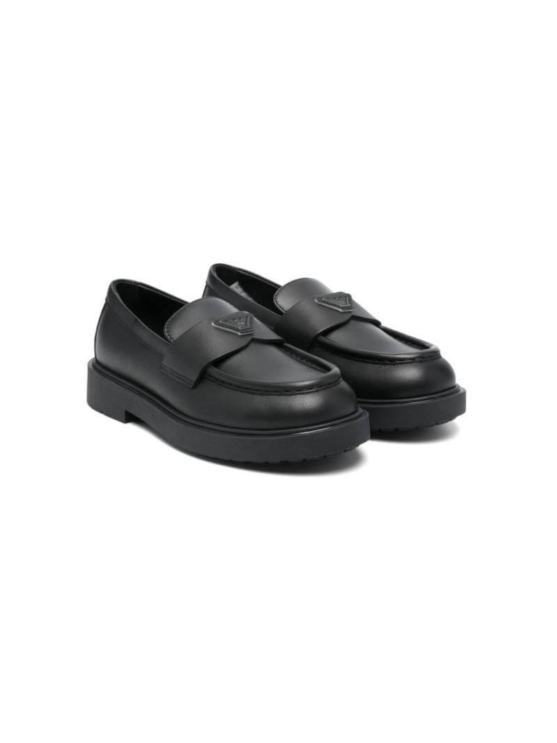 Emporio Armani Kids logo-appliqué loafers - Black von Emporio Armani Kids