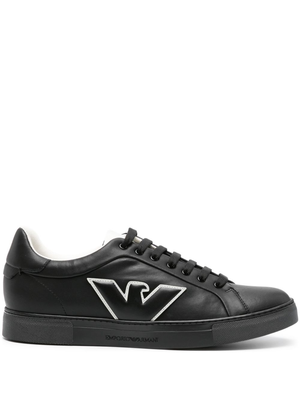 Emporio Armani logo-embossed lace-up sneakers - Black von Emporio Armani