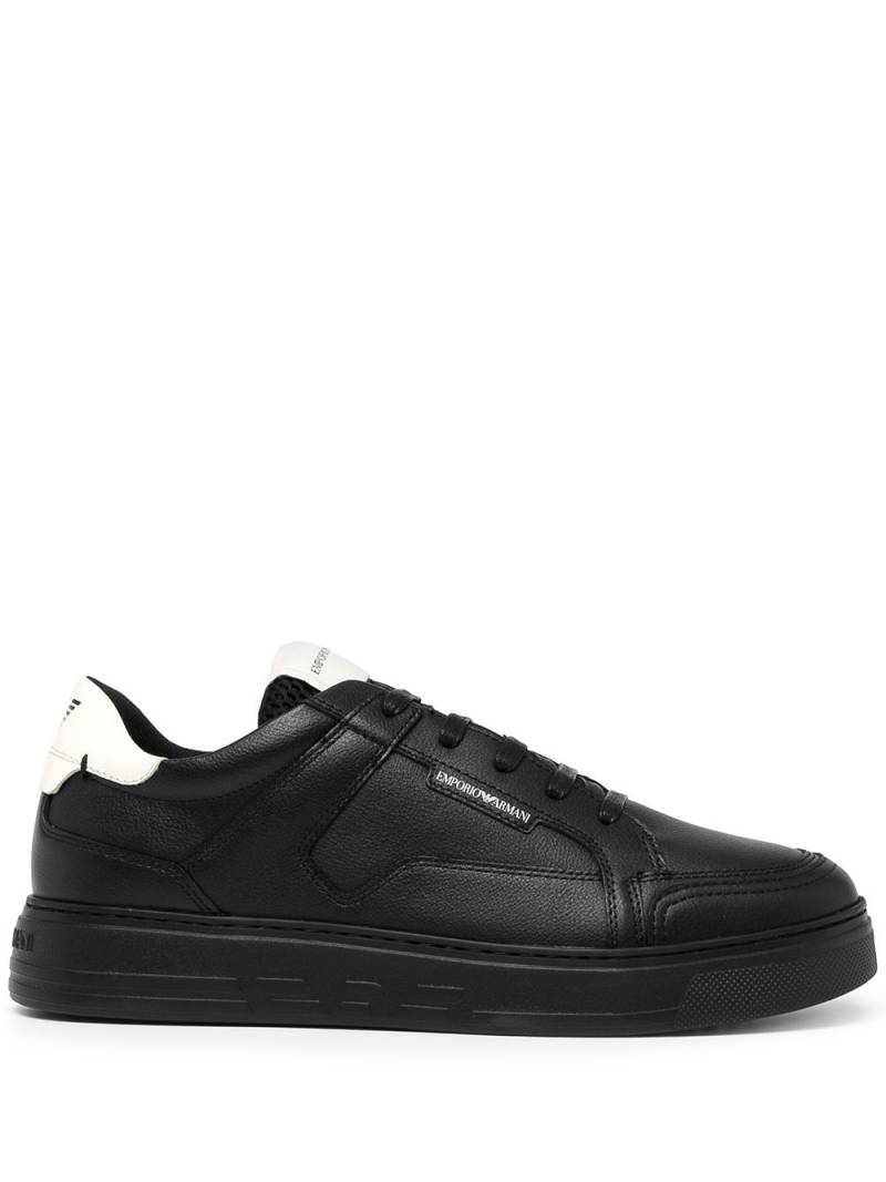 Emporio Armani logo-print low-top sneakers - Black von Emporio Armani