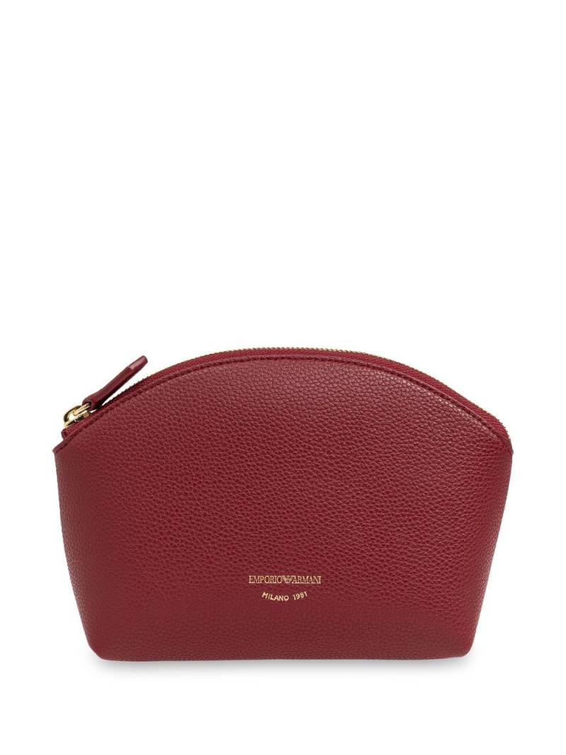 Emporio Armani logo-stamp makeup bag - Red von Emporio Armani