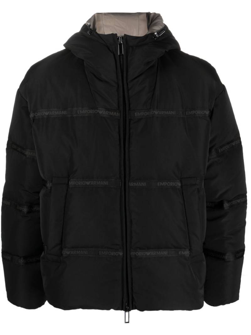 Emporio Armani logo-tape down padded jacket - Black von Emporio Armani