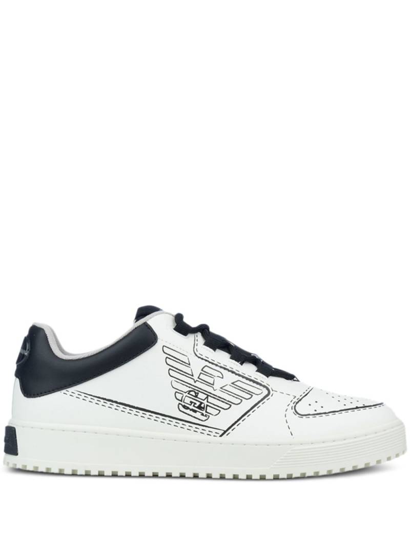 Emporio Armani logo trainers - White von Emporio Armani