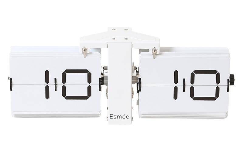 Esmée Wanduhr »Flip Clock Weiss« von Esmée