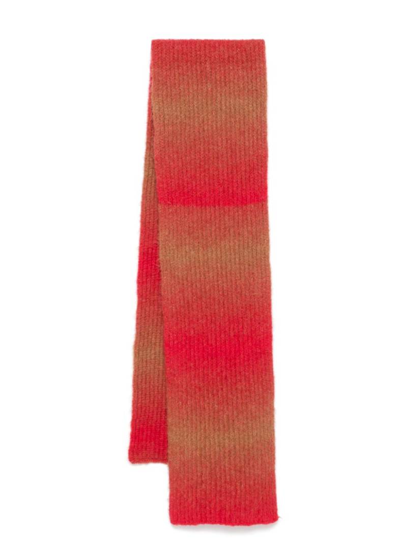 Etudes gradient-effect scarf - Red von Etudes