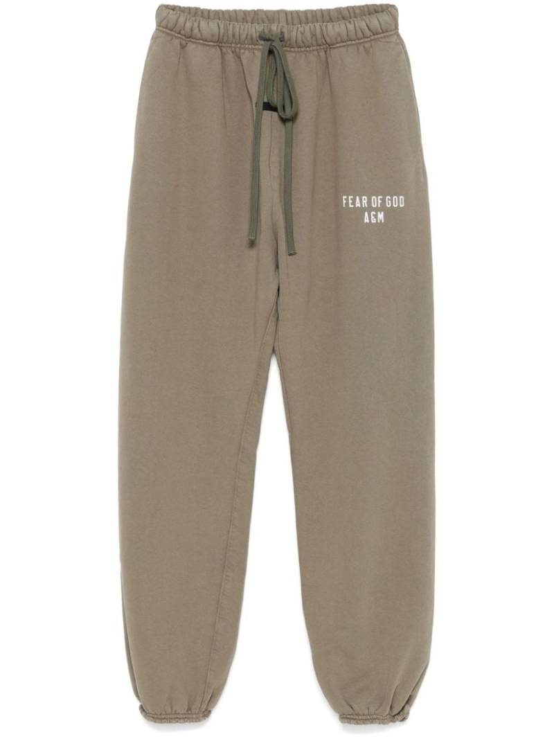 FEAR OF GOD ESSENTIALS fleece track pants - Green von FEAR OF GOD ESSENTIALS