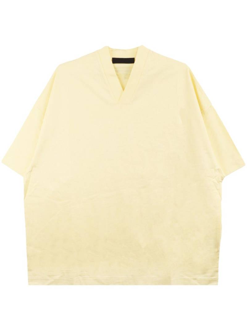 FEAR OF GOD ESSENTIALS logo-flocked cotton T-shirt - Yellow von FEAR OF GOD ESSENTIALS