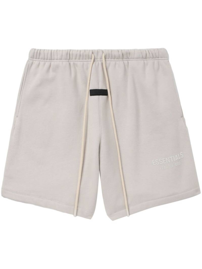 FEAR OF GOD ESSENTIALS logo-print jersey track shorts - Grey von FEAR OF GOD ESSENTIALS