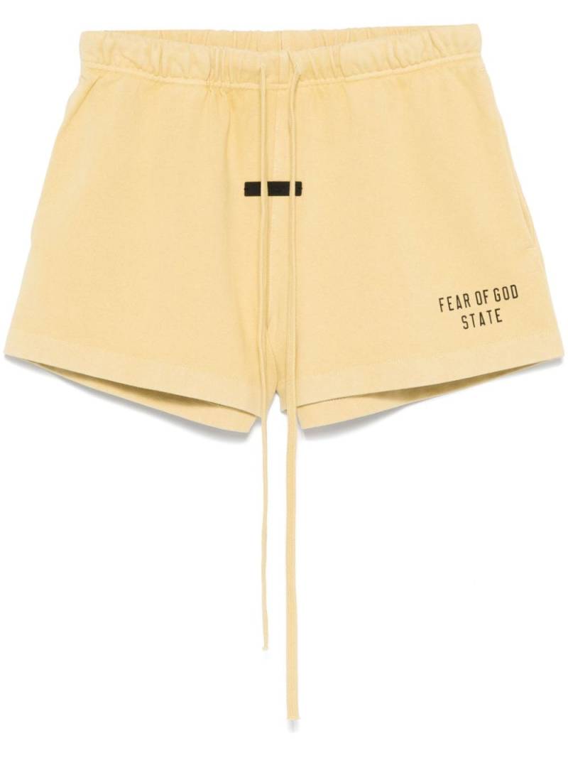 FEAR OF GOD ESSENTIALS logo-print shorts - Yellow von FEAR OF GOD ESSENTIALS